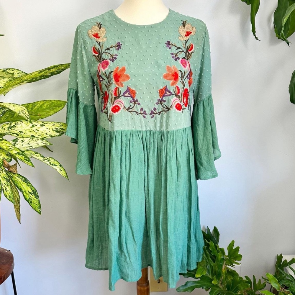 Umgee Floral Emboridered Tunic Dress. 60s 70s inspired, Boho Cottage Fairy